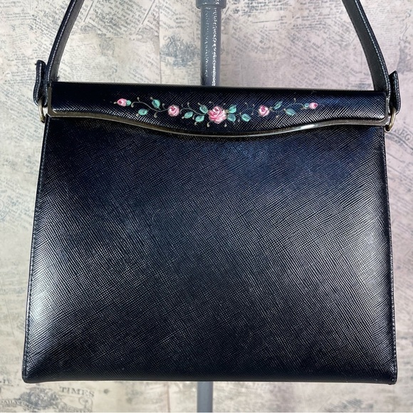 Etra Purse Vintage 1960's Black Leather French Hand painted with Pink Flowers - Picture 2 of 15